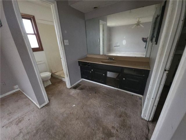 3820 SW Gamwell Road, Topeka, KS 66610