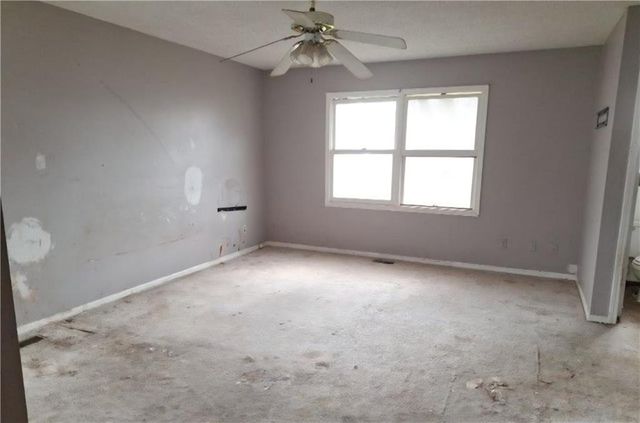 3820 SW Gamwell Road, Topeka, KS 66610