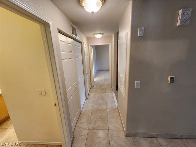 1050 East Cactus Avenue 1029, Las Vegas, NV 89183