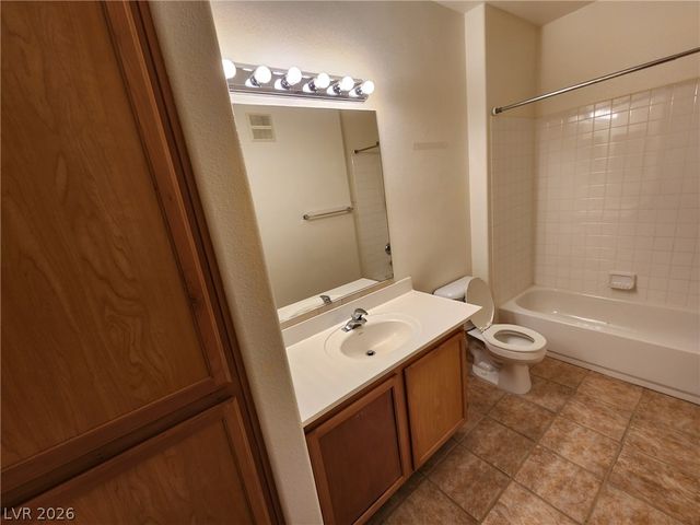 1050 East Cactus Avenue 1029, Las Vegas, NV 89183