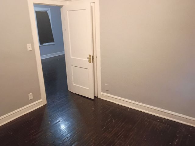 12001 S Lafayette Avenue, Chicago, IL 60628