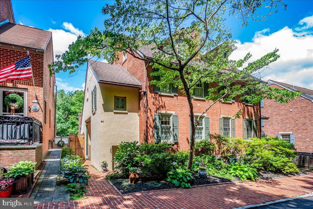 41 IVY RD, Wilmington, DE 19806