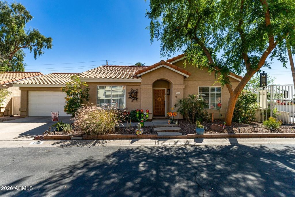 7001 N 28TH Drive, Phoenix, AZ 85051
