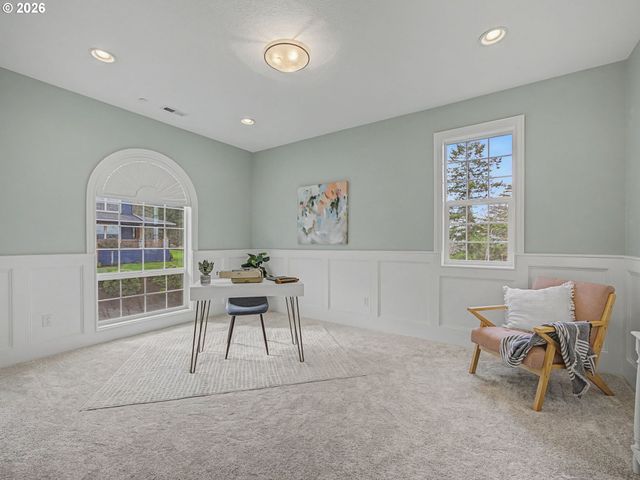 8512 Se CONSTANCE Dr, Happy Valley, OR 97086