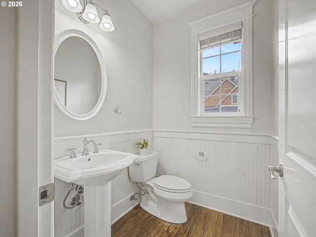 8512 Se CONSTANCE Dr, Happy Valley, OR 97086