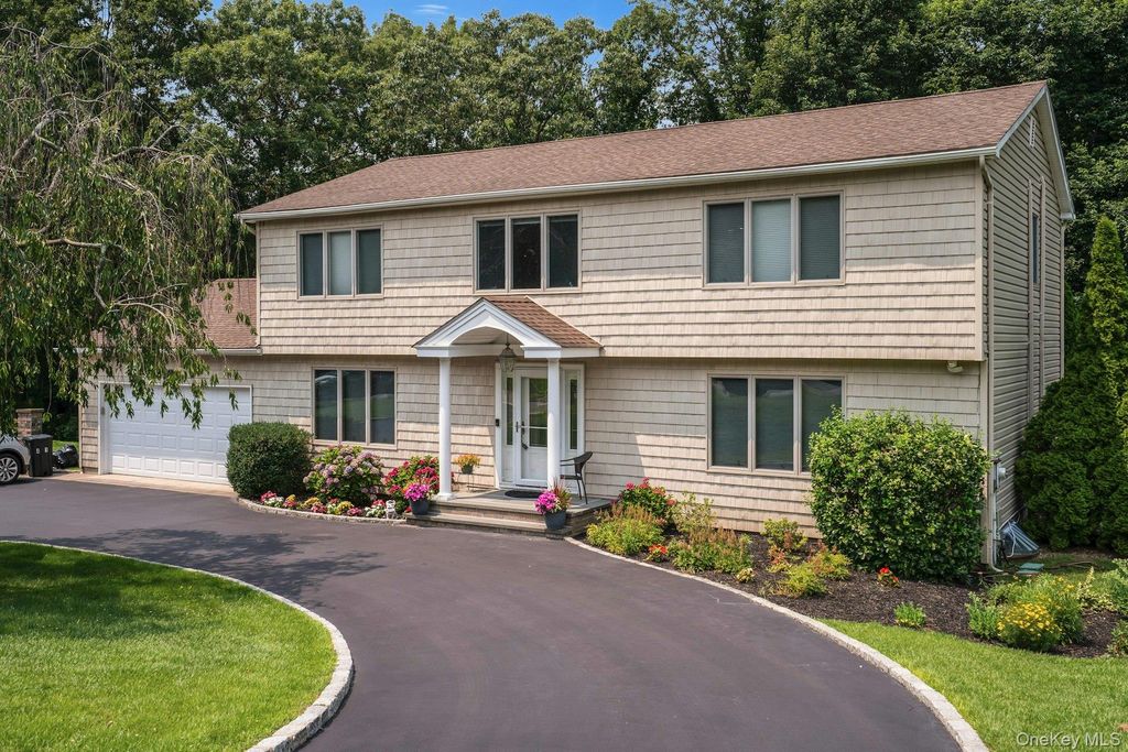 41 Cedar Ridge Lane, Dix Hills, NY 11746 — exterior