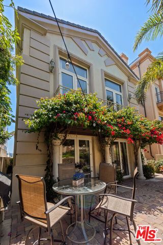 130 Channel Pointe Mall, Marina Del Rey, CA 90292