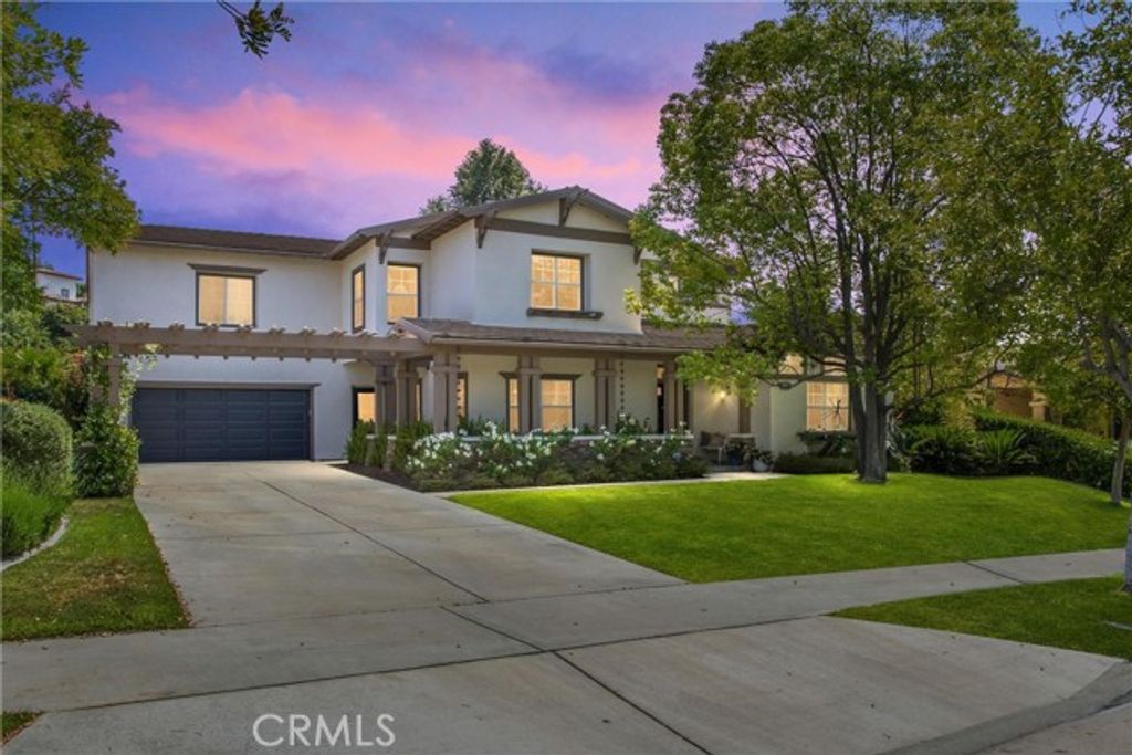 512 Golden West Drive, Redlands, CA 92373