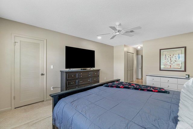 22 Westgate Lane 22h, Boynton Beach, FL 33436