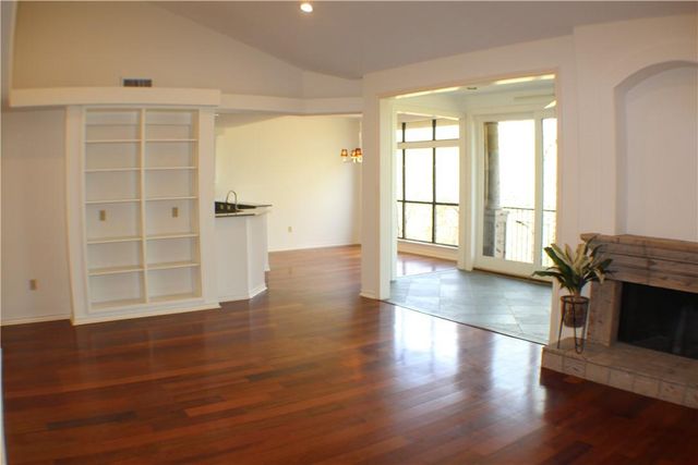 1000 Liberty Park DR 307, Austin, TX 78746