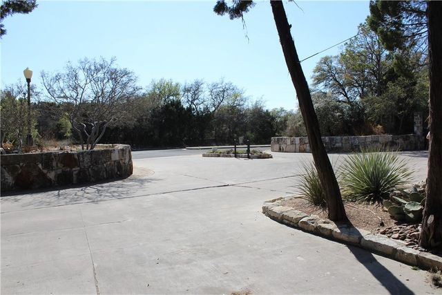 1000 Liberty Park DR 307, Austin, TX 78746