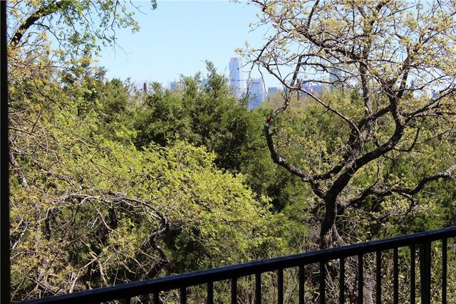 1000 Liberty Park DR 307, Austin, TX 78746