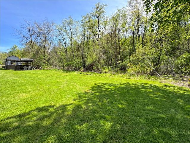 148 Poverty Hollow Rd, Hempfield Twp, PA 15625
