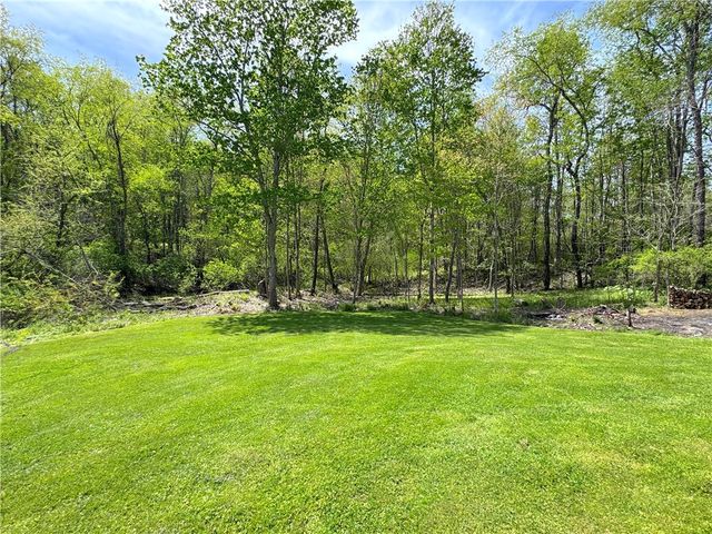 148 Poverty Hollow Rd, Hempfield Twp, PA 15625