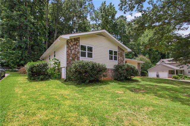 721 Belmont Ridge, Lawrenceville, GA 30043