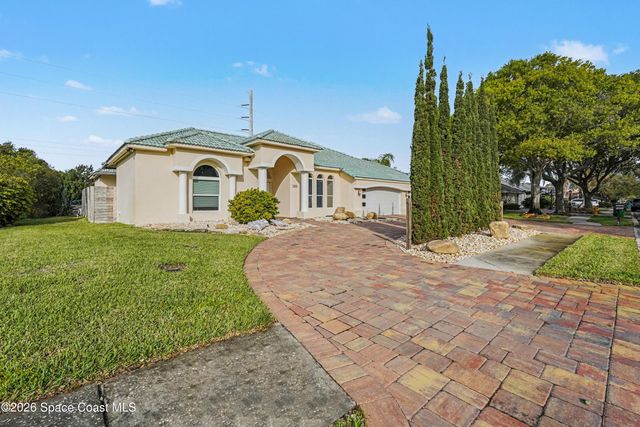 1690 Canterbury Drive, Indialantic, FL 32903
