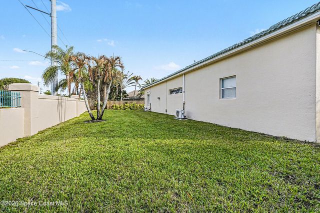 1690 Canterbury Drive, Indialantic, FL 32903