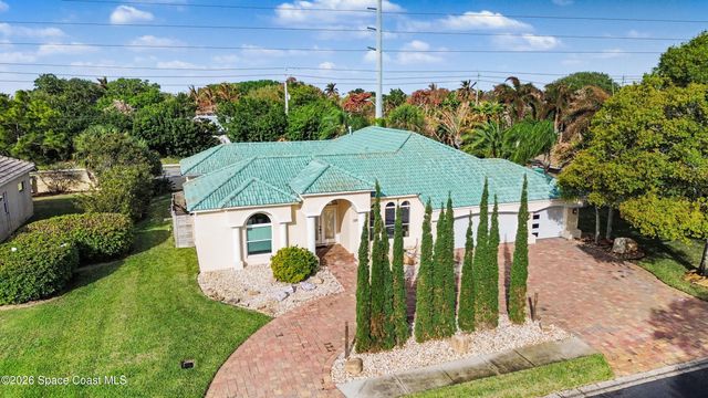 1690 Canterbury Drive, Indialantic, FL 32903