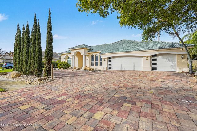 1690 Canterbury Drive, Indialantic, FL 32903