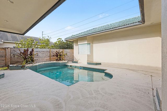 1690 Canterbury Drive, Indialantic, FL 32903