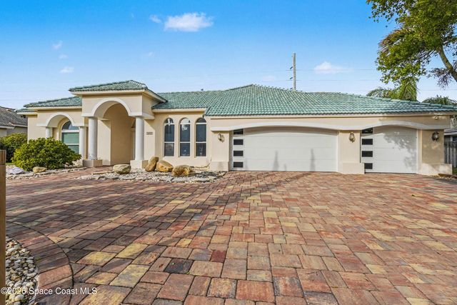 1690 Canterbury Drive, Indialantic, FL 32903
