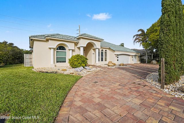 1690 Canterbury Drive, Indialantic, FL 32903
