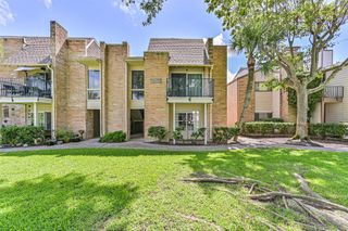 7008 N Holiday Drive, Galveston, TX 77550