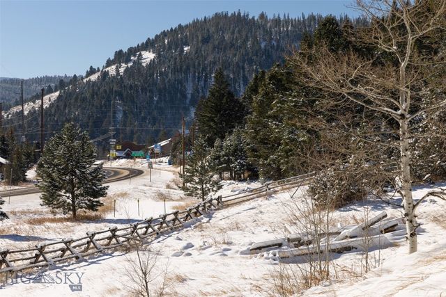 48295 Gallatin Road, Gallatin Gateway, MT 59730