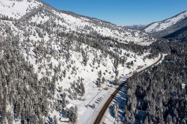 48295 Gallatin Road, Gallatin Gateway, MT 59730