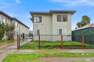 6928 Fresno Street, Oakland, CA 94605