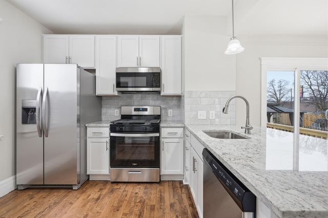 352 E Goulson Avenue, Hazel Park, MI 48030