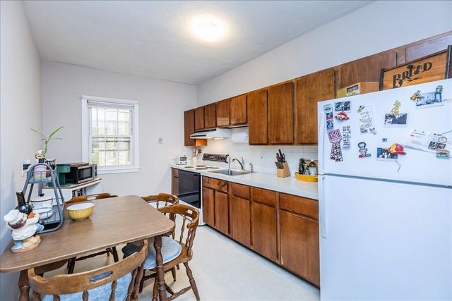 377 Bunker Hill St. 2, Boston, MA 02129