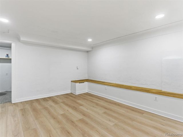 1751 E Woodward Heights Boulevard 3, Hazel Park, MI 48030