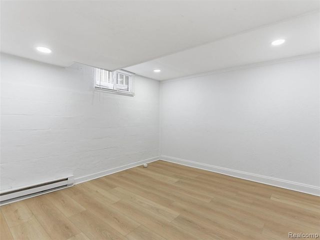 1751 E Woodward Heights Boulevard 3, Hazel Park, MI 48030