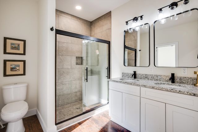 675 S Arbor Valley Way, Valley Center, KS 67147