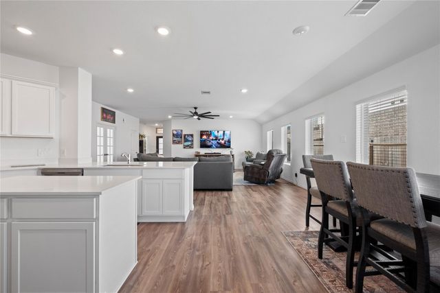 237 Augustine Way, Magnolia, TX 77354