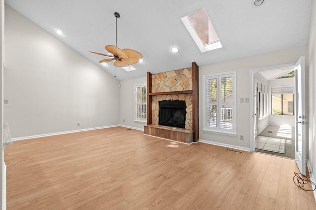 489 Crooked Oak Dr., Pawleys Island, SC 29585