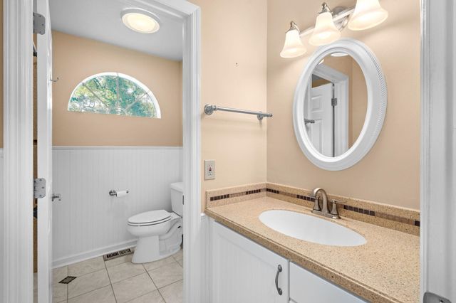 489 Crooked Oak Dr., Pawleys Island, SC 29585
