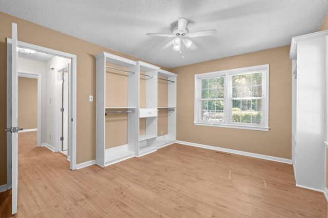 489 Crooked Oak Dr., Pawleys Island, SC 29585