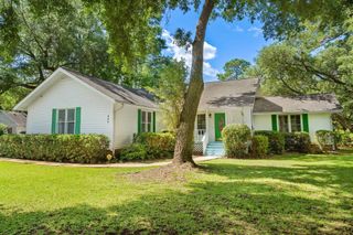 489 Crooked Oak Dr., Pawleys Island, SC 29585