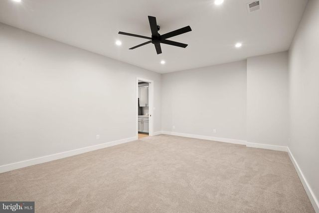 40925 ALYSHEBA DR, Leesburg, VA 20176