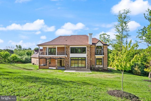 40925 ALYSHEBA DR, Leesburg, VA 20176