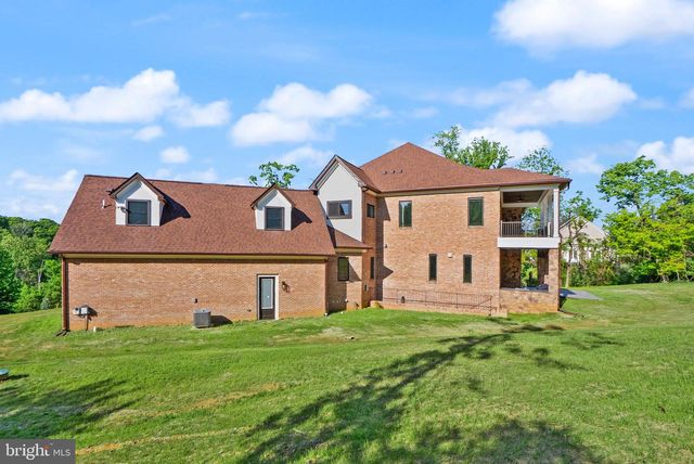 40925 ALYSHEBA DR, Leesburg, VA 20176