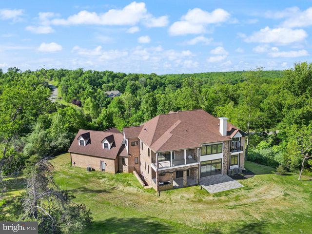 40925 ALYSHEBA DR, Leesburg, VA 20176