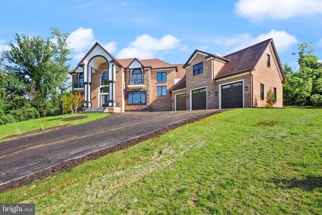 40925 ALYSHEBA DR, Leesburg, VA 20176