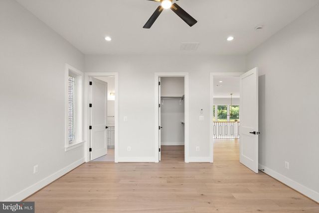 40925 ALYSHEBA DR, Leesburg, VA 20176