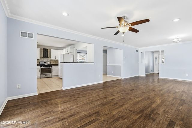 304 Pine Street, North Middletown, NJ 07748