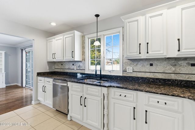 304 Pine Street, North Middletown, NJ 07748