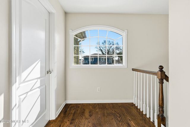 304 Pine Street, North Middletown, NJ 07748