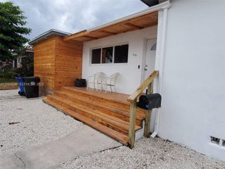 1081 NE 166th St 1081, North Miami Beach, FL 33162